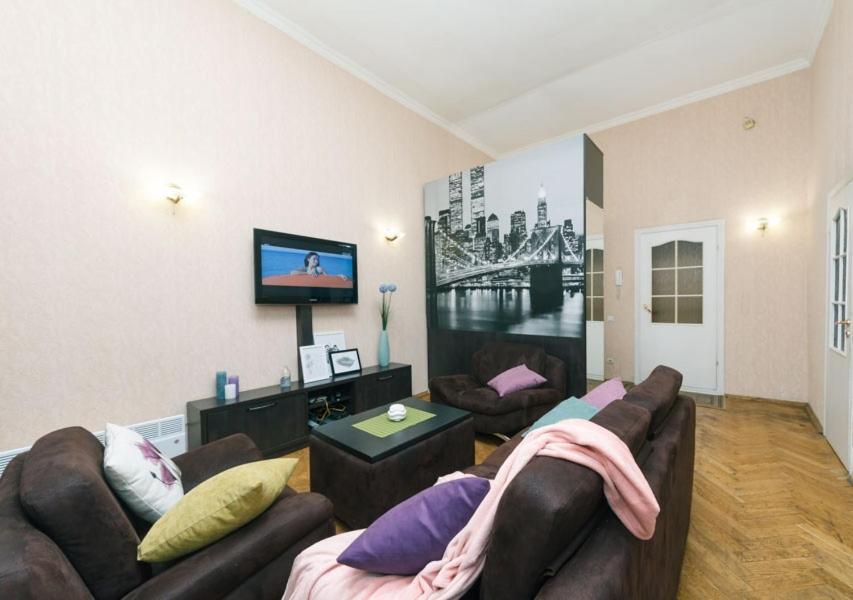 Amazing Heart Of Kiev Apartment Luaran gambar