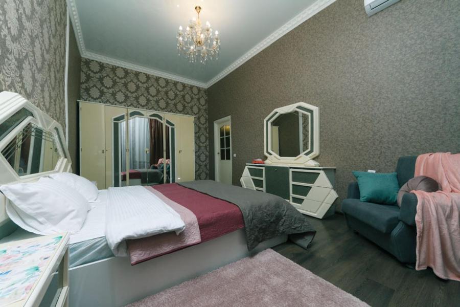 Amazing Heart Of Kiev Apartment Luaran gambar