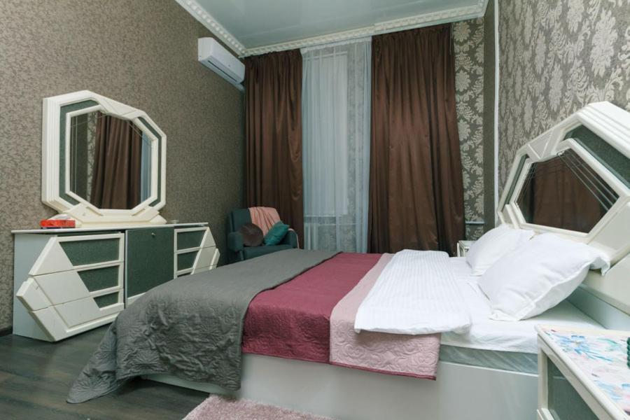 Amazing Heart Of Kiev Apartment Luaran gambar